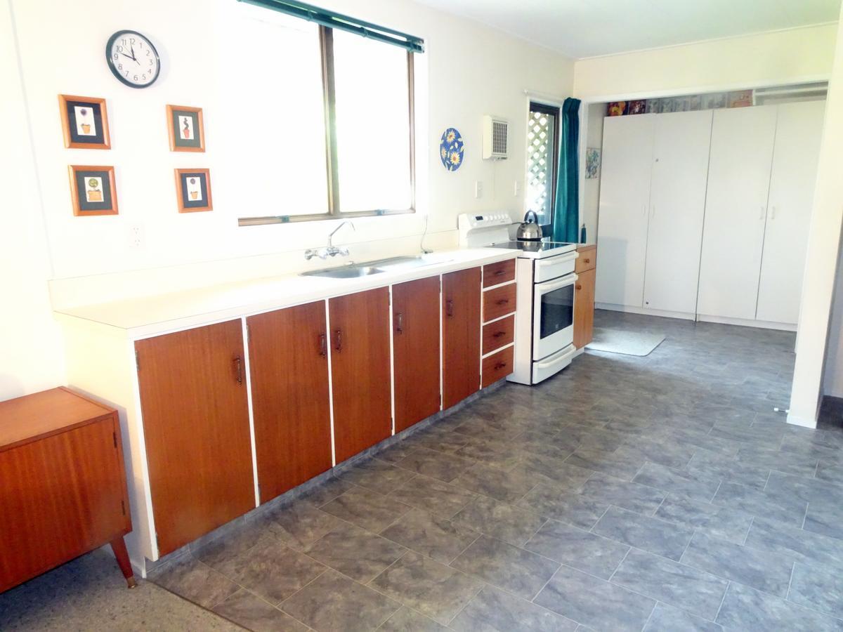 Smokebush Cottage - Holiday Home Exclusively Yours Turangi Extérieur photo